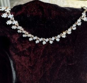 Sparkling Crystal Necklace Set