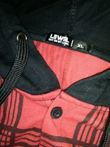 NEW HOODIE WITHOUT PRICE TAG