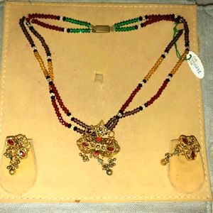 Moti Mala Jewellery Set