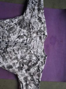 Stylish Printed Kurta Set