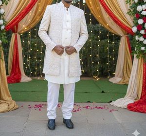 Elegant Men's Indian Traditional Wear
