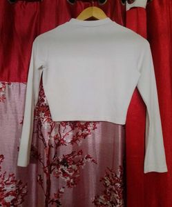 White Mock Neck Cropped Top