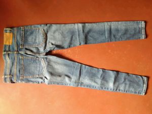 Forever21 Men Torn Jeans