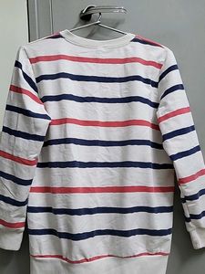 A stylish white top girls wear