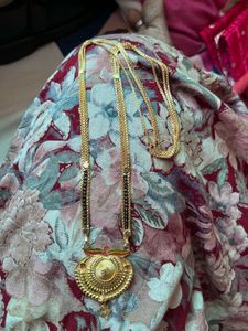 Exquisite Gold Mangalsutra Pendant Necklace