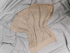 Lightweight Textured Knit Top