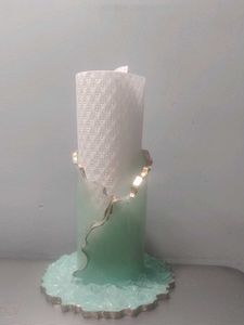 RESIN TISSUE HOLDER
