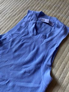 Blue ZARA top☁️
