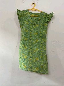 Green floral print kurta