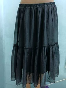 Flowy Black Midi Skirt