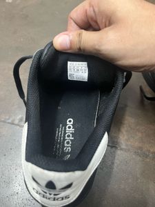 Adidas Superstar Sneakers