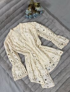 Lace Detail Top - size: M-L size