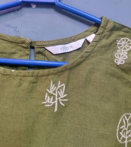 Max Kurta