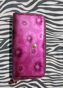 unused wallet