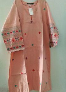 Peach Hand Embroidery Kurta With Flaws
