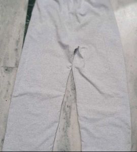 baggy grey pant