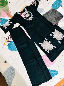 fix price Elegant Black Kurta Set  Floral Embr