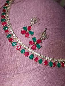 Elegant Red & Green Stone Necklace Set