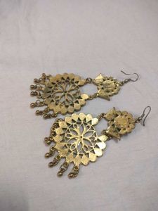 Exquisite Black Stone Dangle Earrings