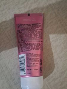 Pond's Bright Beauty Face Wash