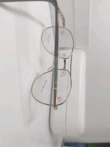 Aviator Eyeglasses with Gold Frame