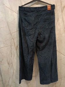 Dark Wash Wide Leg Pants (size-32)
