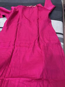 Elegant Pink Kurta with Embellished Neckline