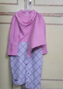 Elegant Pink Kurta Set with Geometric Print