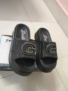 Stylish Black Slides