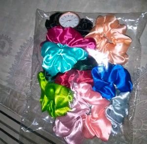 12 Scrunchies 1 Dial