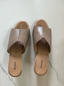 Woodland Women's Slip-On Sandals