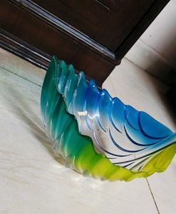 Colorful Stunning Leaf Shape Glass Fruit Bowl