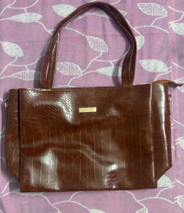 Chic Brown Croc-Embossed Tote Bag