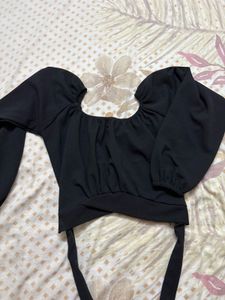 Chic Black Off-Shoulder Crop Top