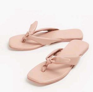 ginger beige Bow Flip Flops size 37
