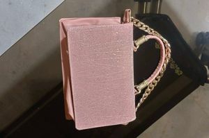 Bag Bee Pink Handbag with Gold Chain