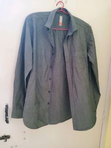 Men Shirt Size Medium