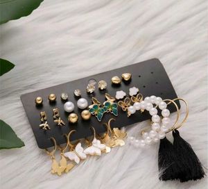 Cute Butterfly &amp; Pearl Earring Set