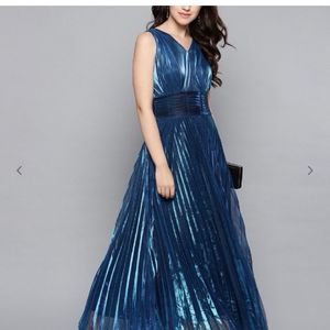 LABEL RITU KUMARAccordion PleatedMaxi Fit &amp;Flare