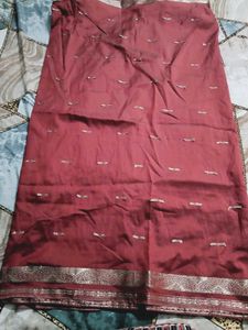 Elegant Maroon Saree with Golden Accents