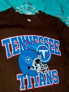 Cool Graphic Tee Crop