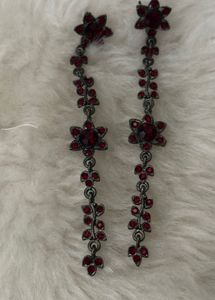 victorian  Red Stone Dangle Earrings