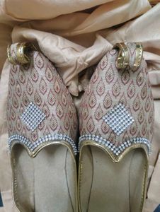 Ethnic/ Bridal mojdis traditional Size 7