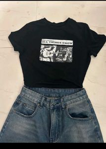 Black Graphic Print Cropped T-Shirt