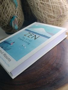 Zen: The Art of Simple Living Book