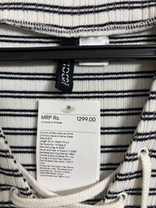 17 H&amp;M Striped Lace-Up Mini Dress