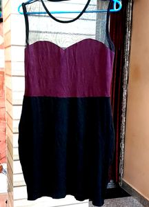 Besiva Maroon And Black Bodycon Dress