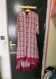 Maroon and White Printed Kurta soch