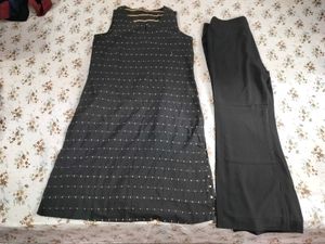 Stylish Sleeveless Printed Black Kurta with pant