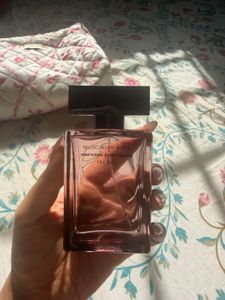 Narciso Rodriguez Musc Noir Rose Perfume Bottle